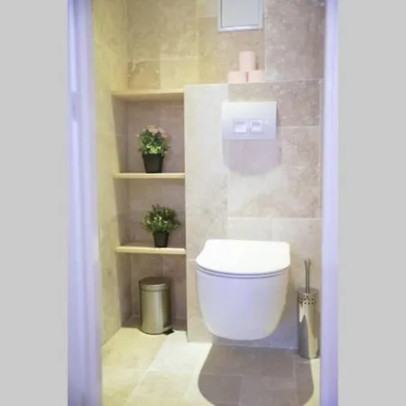 Studio Cosy Vieil - Renove - Climatise Apartment Antibes
